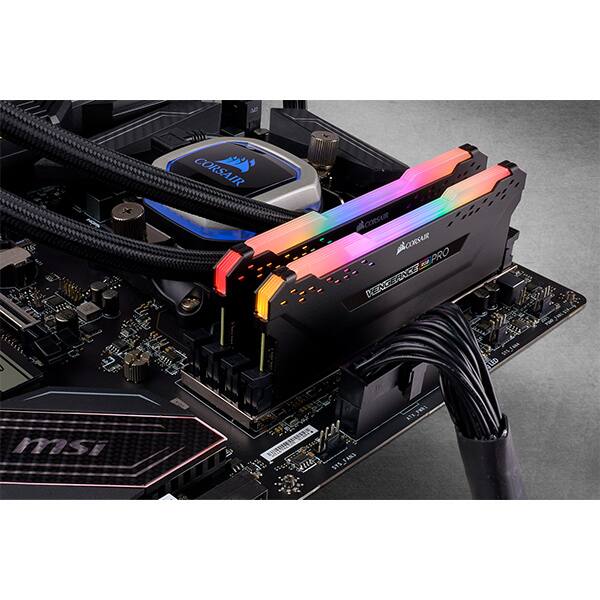 Memorie desktop CORSAIR Vengeance RGB PRO 2x16GB DDR4 3000MHz CL15 CMW32GX4M2C3000C15