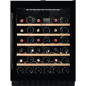 Racitor de vinuri incorporabil ELECTROLUX EWUS052B5B, 52 sticle, H 82 cm, Clasa G, negru 