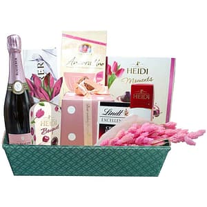 Cos cadou LUXURY BASKETS Champagne & Cherries 8CC