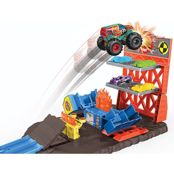 Hot wheels cdj19 blasting rig transporter cheap