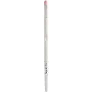 Pensula pentru anticearcan WET N WILD, alb