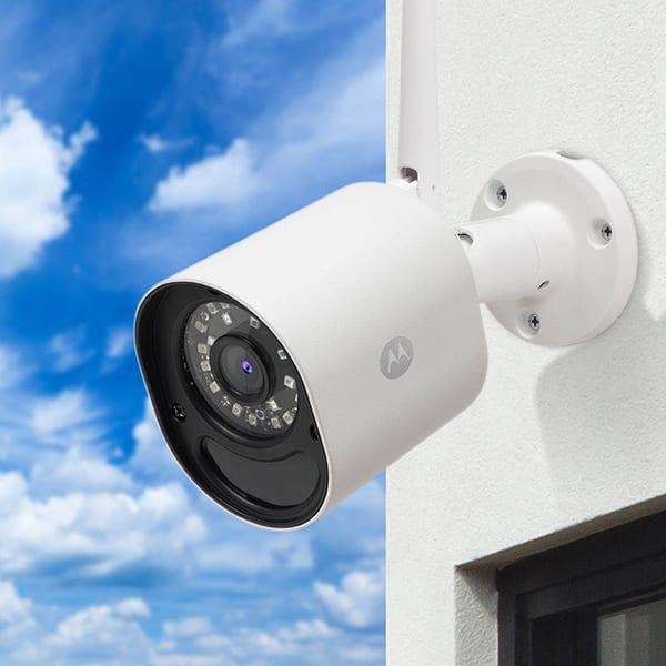 Motorola focus hotsell 72 camera